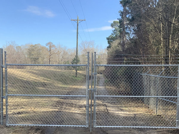Reevesville South Carolina commercial fencing company